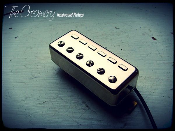 Replacement Hofner 511B Nova-Sonic Style Staple Pickups